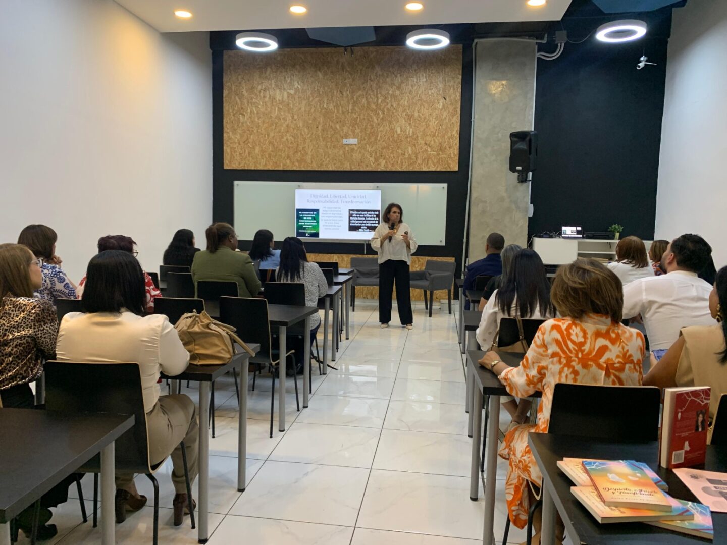 Presentación de libro - melva pazos